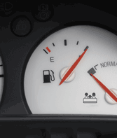L' "autostop alert" è una spia rossa lampeggiante Indicatore presente nell'abitacolo dell'auto che segnala la necessità di trasportare qualcuno perché il numero di passeggeri è troppo basso