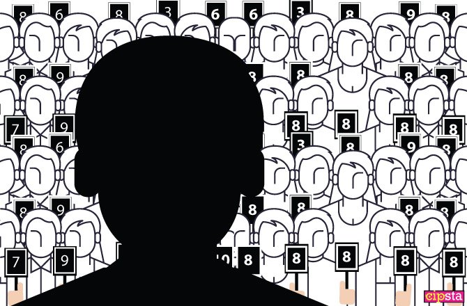 Profilo di uomo davanti ad altre persone che lo votano